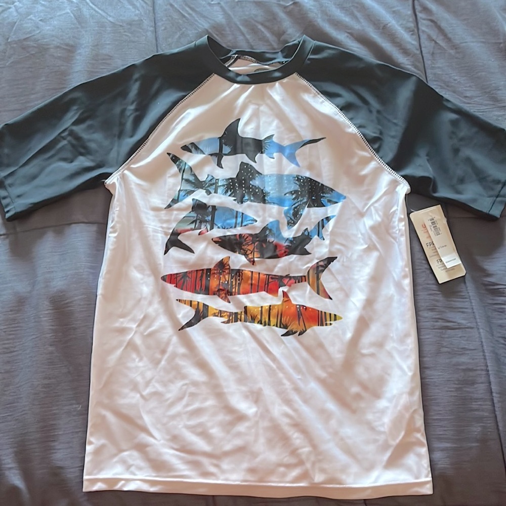 NWT - Old Navy Boys Size 10-12 Rash Guard